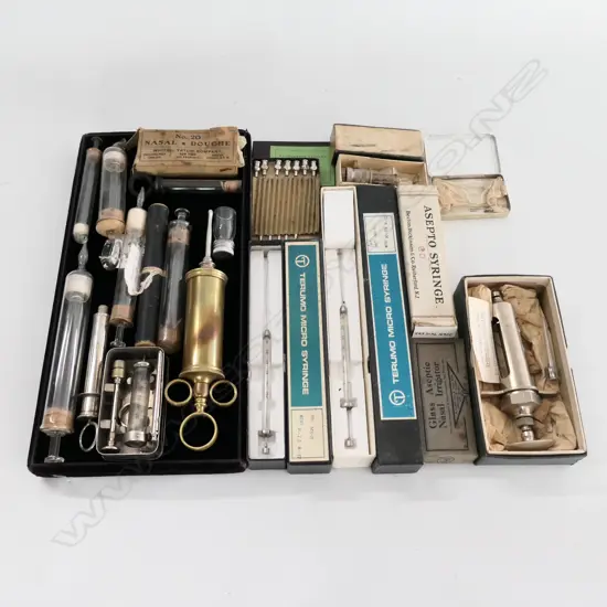 BOX OF SYRINGES OF VARIOUS SORTS